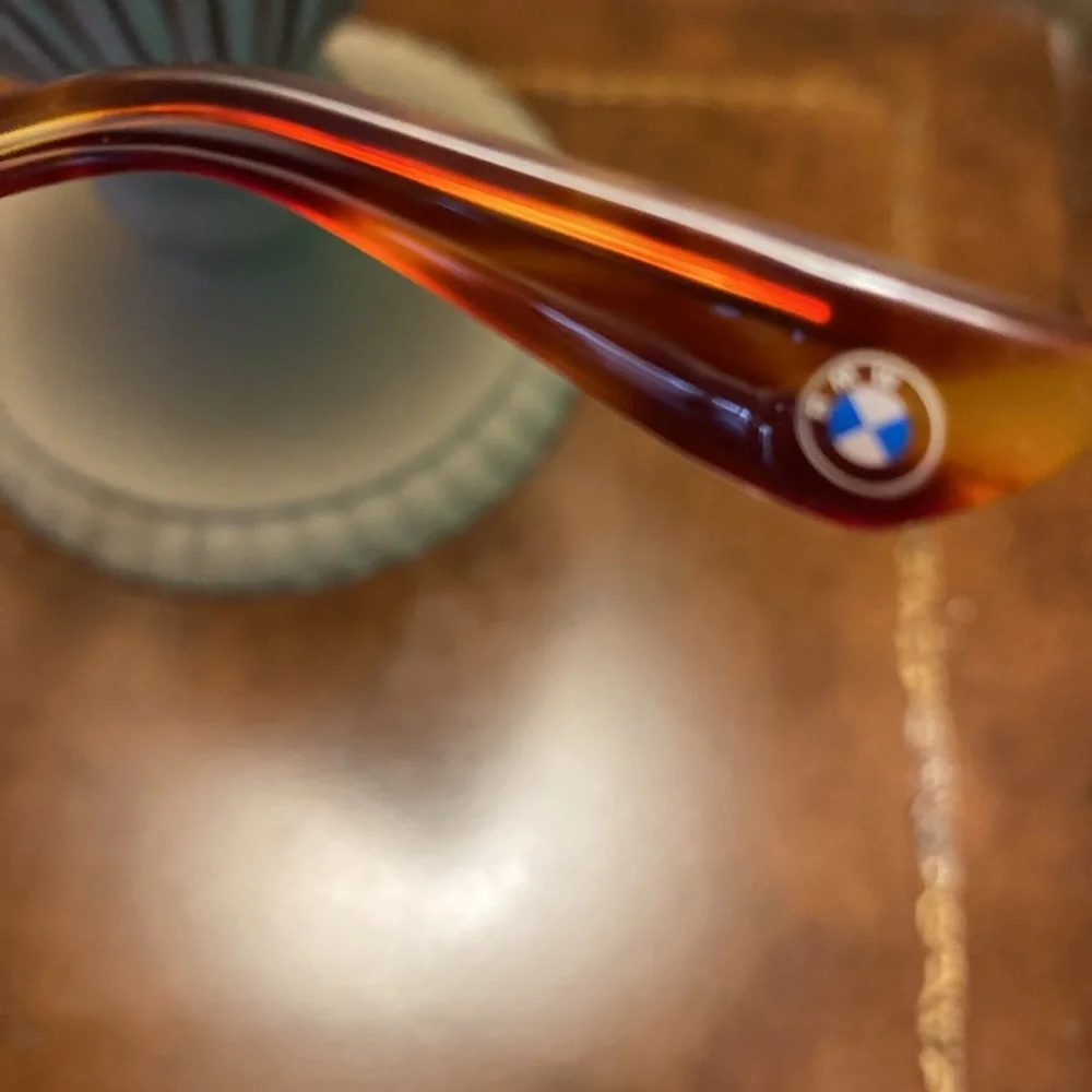 BMW New “tortoise” and bluish lens Sporty Sunglasses